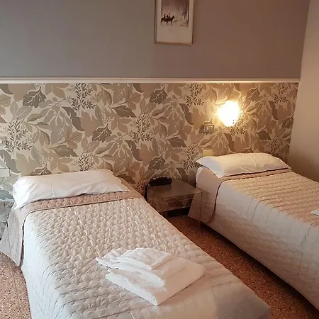 Morelli Hotel 3*